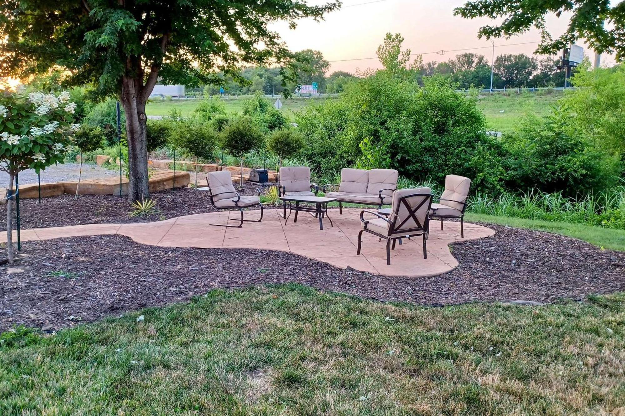 فيلا إكونو لودج Oak Grove المظهر الخارجي الصورة